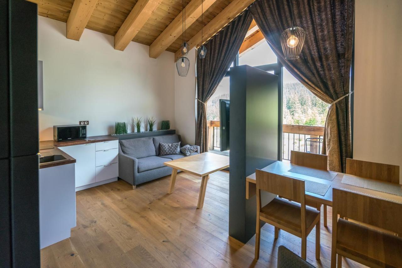 Apartment Chaletski Jasna, Ski-in & Ski-out Demanovska Dolina
